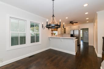 Live with some cool housemates! -$400 OFF FIRST MONTH 3