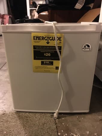 NEW Igloo Freezer perfect size for room 1