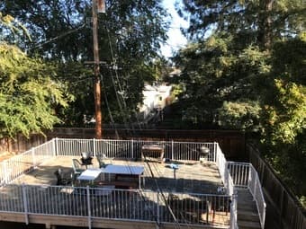 One bedroom with a Private Bath near CalAve Caltrain Station 3