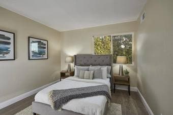 Looking for 2 female housemates in San Mateo! 1