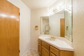 Be our roommate -- $1,090 2