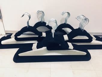 hangers 3