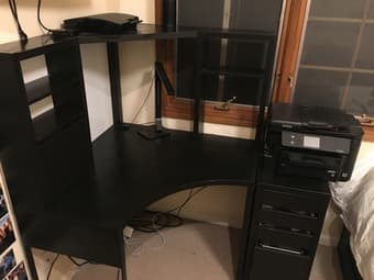 Selling corner desk + storage drawers (Excellent Condition!) 1