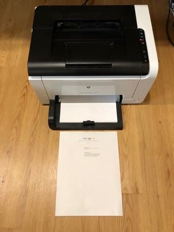 color printer: laserjet cp 1025 color with toner 1