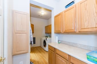 Room available in amazing home -- looking for a new roommate 2