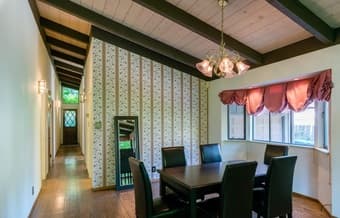 Shared 5 BD house in Emerald City 3