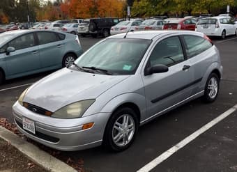 Ford Focus (well maintained) 1