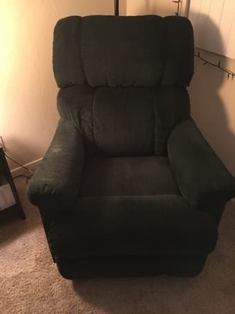 Green armchair 1