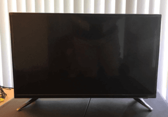 Insignia 32” – LED 720P Smart TV with  built-in Roku Smart Platform 1