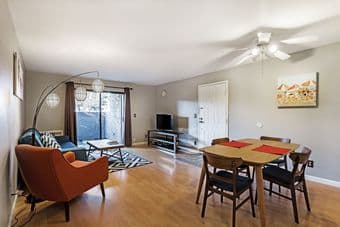 Furnished monthly rental 1bedroom/1bathroom condo 2