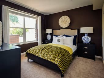1bed/1ba in Luxury 2bed/2ba; W/D, Parking & Walk to 2