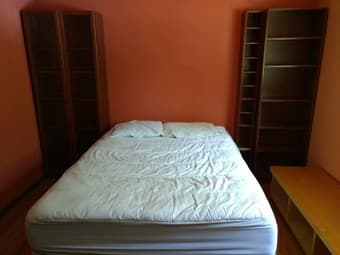 Furnished room in quiet, tidy Redwood City house 2