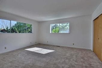 Need a room? Enjoy friendship?? Join our house in Redwood City 1