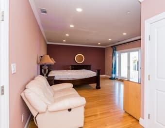 Be our next roommate! 3