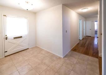 Gorgeous house with friendly housemates! 3