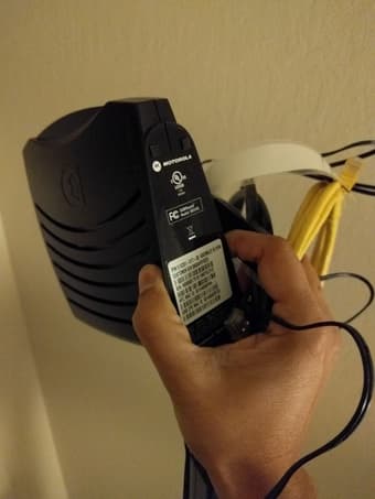 Motorola surfboard > Comcast 1