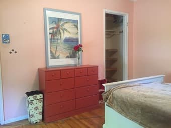 Quiet, furnished room in Menlo Park mid-Feb to summer 3