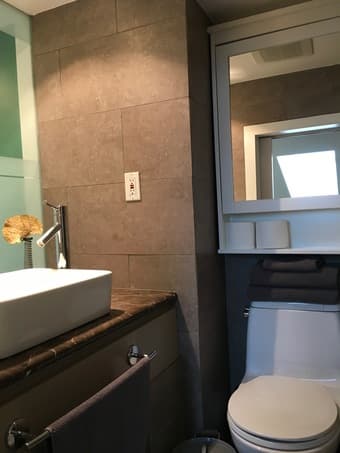 FULLY FURNISHED ROOM WITH ATTACHED PRIVATE BATHROOM AND BALCONY IN PAL 3