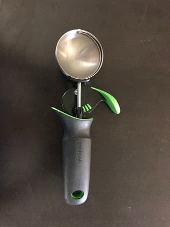 Goodcook Trigger Ice Cream Scoop 1