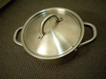 Cooking Pot (with lid) 1