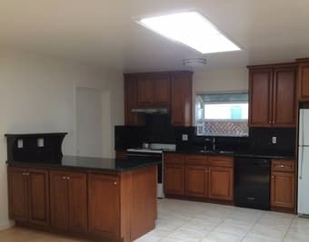 $1,250 Community House looking for a new roommate 1