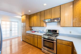 AWESOME roomie needed in our big Palo Alto home!! 1