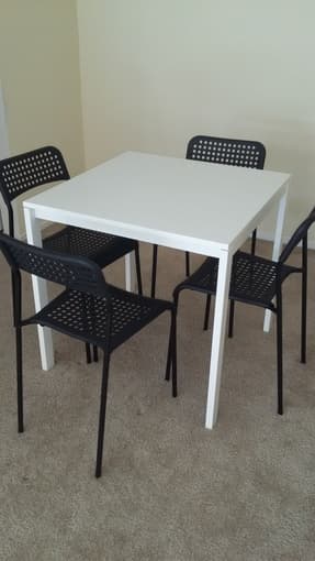 Table and 4 chairs 1