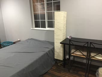 Sunny big private room near downtown Redwood City 2