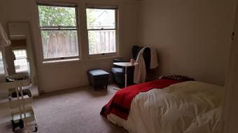 Room available in Menlo Park house 1