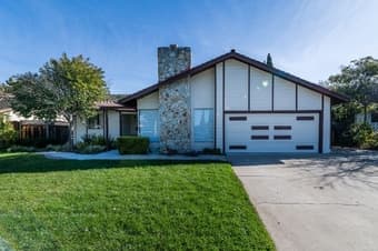 Be our next roommate! $600 OFF FIRST MONTH 2