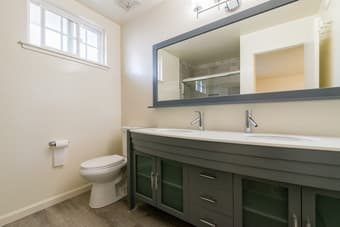 Shared 7 BD house in Redwood City 3