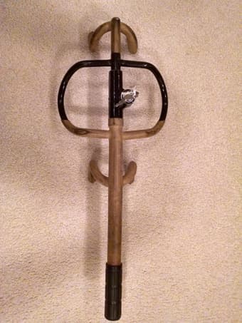 Steering wheel lock club-style, twin hooks 1