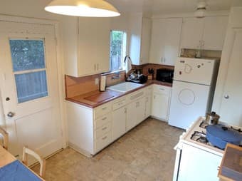 Bedroom in Fully Furnished Apartment near Stanford, from Now 3
