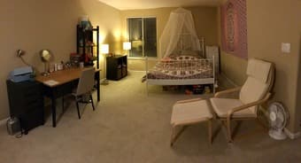 $950 Huge private loft in East Palo Alto!!! 1
