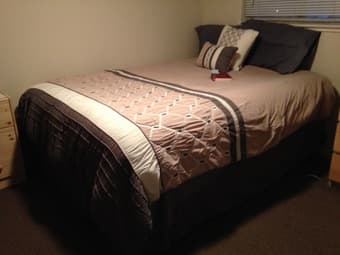 Queen Sealy Posturepedic Camerino Plush Mattress with Box Frame 1