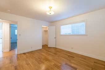 Be our next roommate! - $400 OFF FIRST MONTH 3