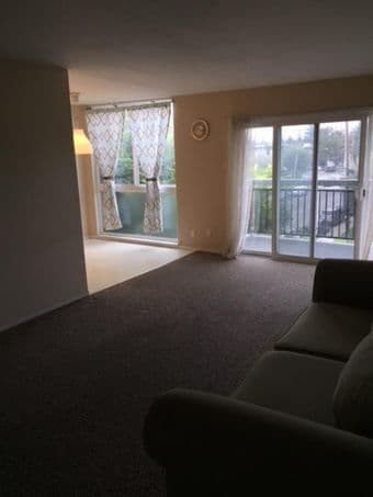 short term 1 bed apartment 短期一室独立卫生间出租 3