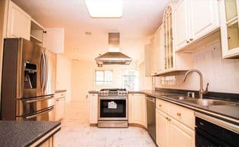 Come live with us in Palo Alto! 3