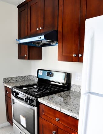 AWESOME roomie needed in our big Sunnyvale home!! 1