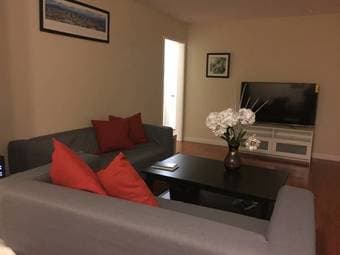 Join our BEAUTIFUL home! 1,050 1