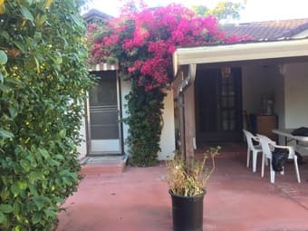 2 Bed/2Bath Furnished Mid Town Palo Alto House 1
