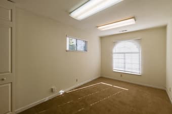 Big room and amazing roommates--come meet us! 3