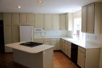 Awesome co-living house looking for a new roomie! 6br/3ba - $850 2