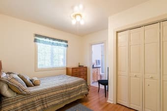 Room for rent in our 7 BD home! 2