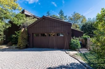 Looking for a great roommate to fill our open room in Woodside! 1