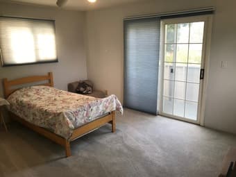 Room in a big house for 990 3