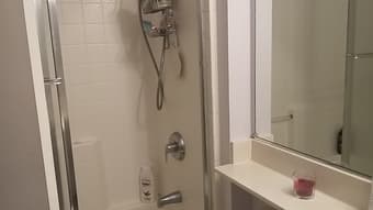 Master bedroom and private bath in spacious 2 bed 2 bath-Palo Alto 1