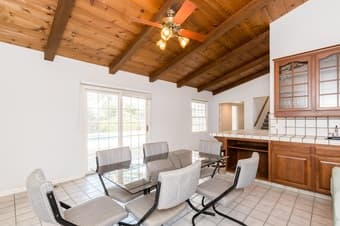 Looking for a great roommate 1