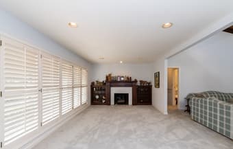 Looking for a great roommate 2