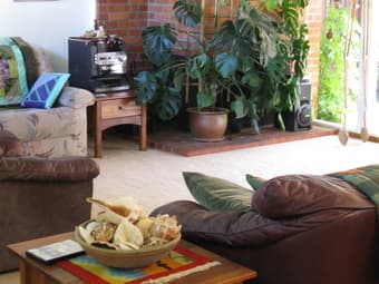 FULLY FURNISHED ROOM IN BEAUTIFUL QUIET HOME SOUTH PALO ALTO 3